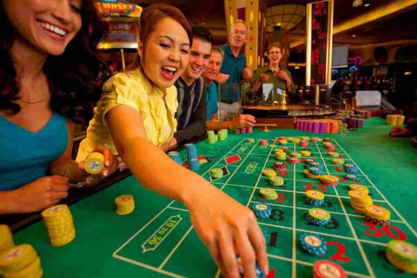 Crown Chrey Thom sòng bạc hoành tráng tại Campuchia